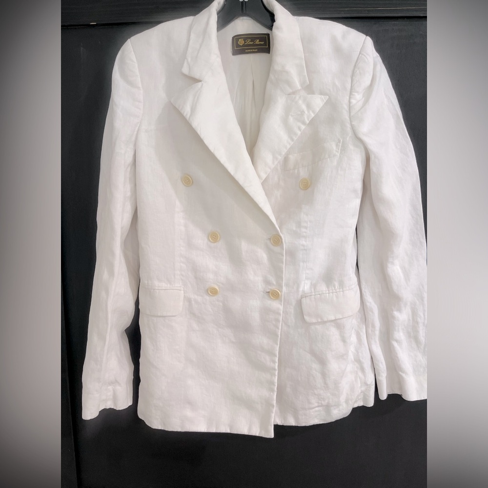 Loro Piana 44